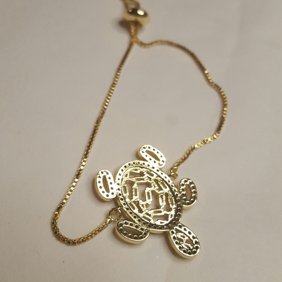 Adjustable Dainty Rainbow Turtle Bracelet - Picture 6 of 8